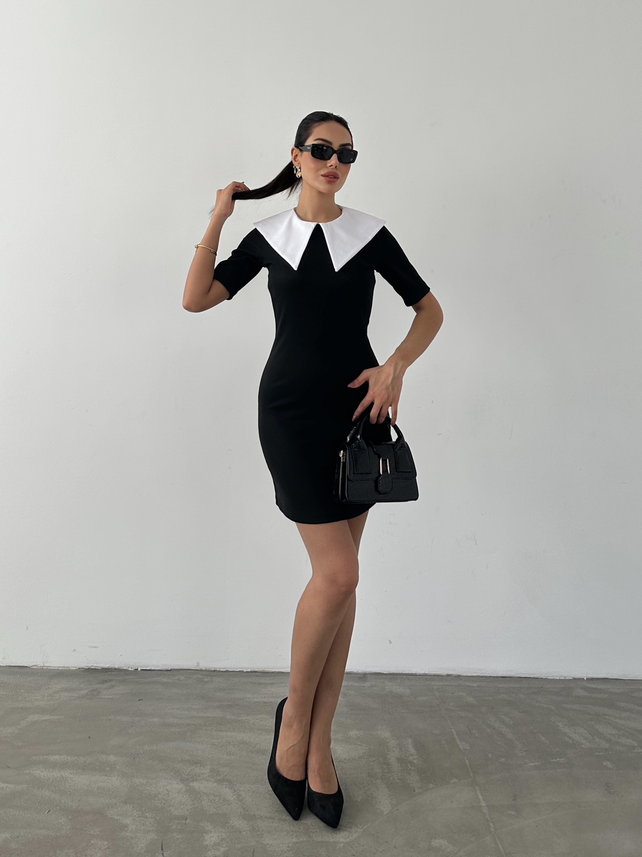 Bebe Yakalı Elbise
