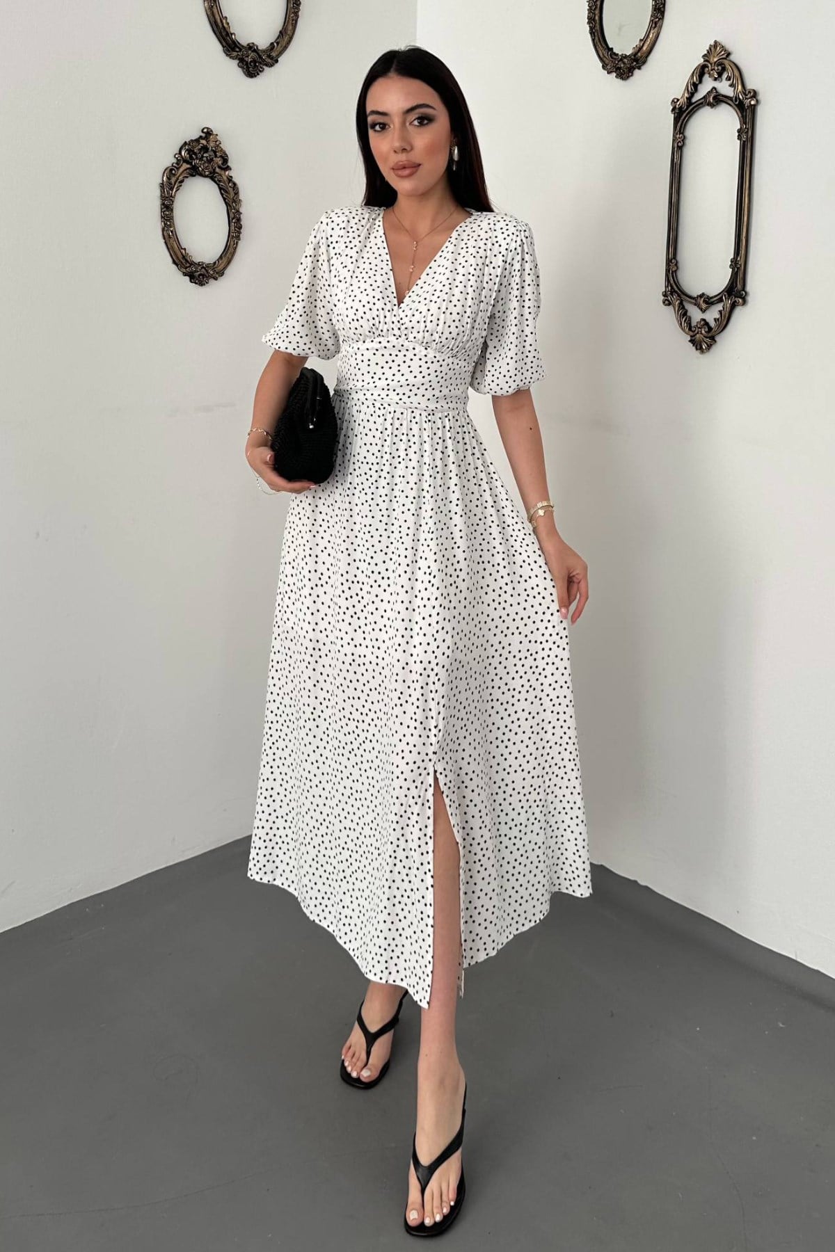 Beyaz Fit & Flare Puantiye Elbise
