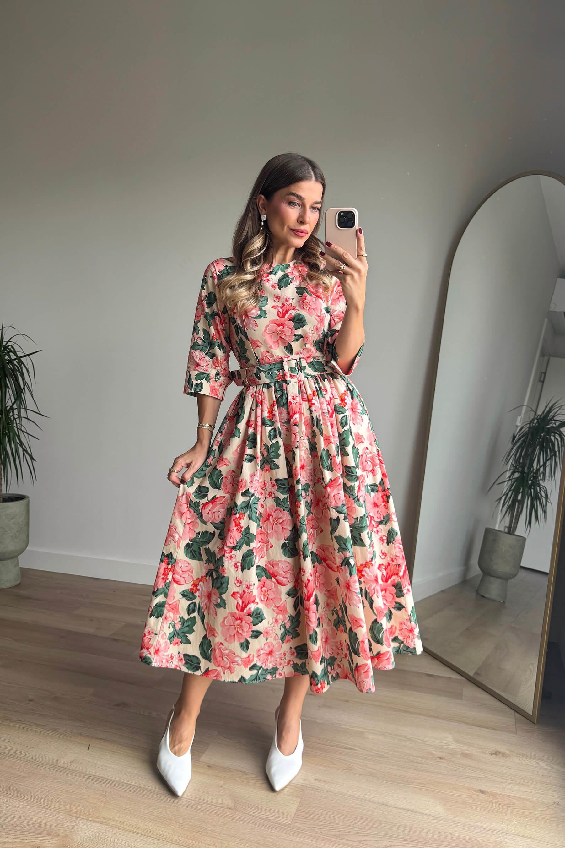 Zarif Bej Fit & Flare Midi Elbise