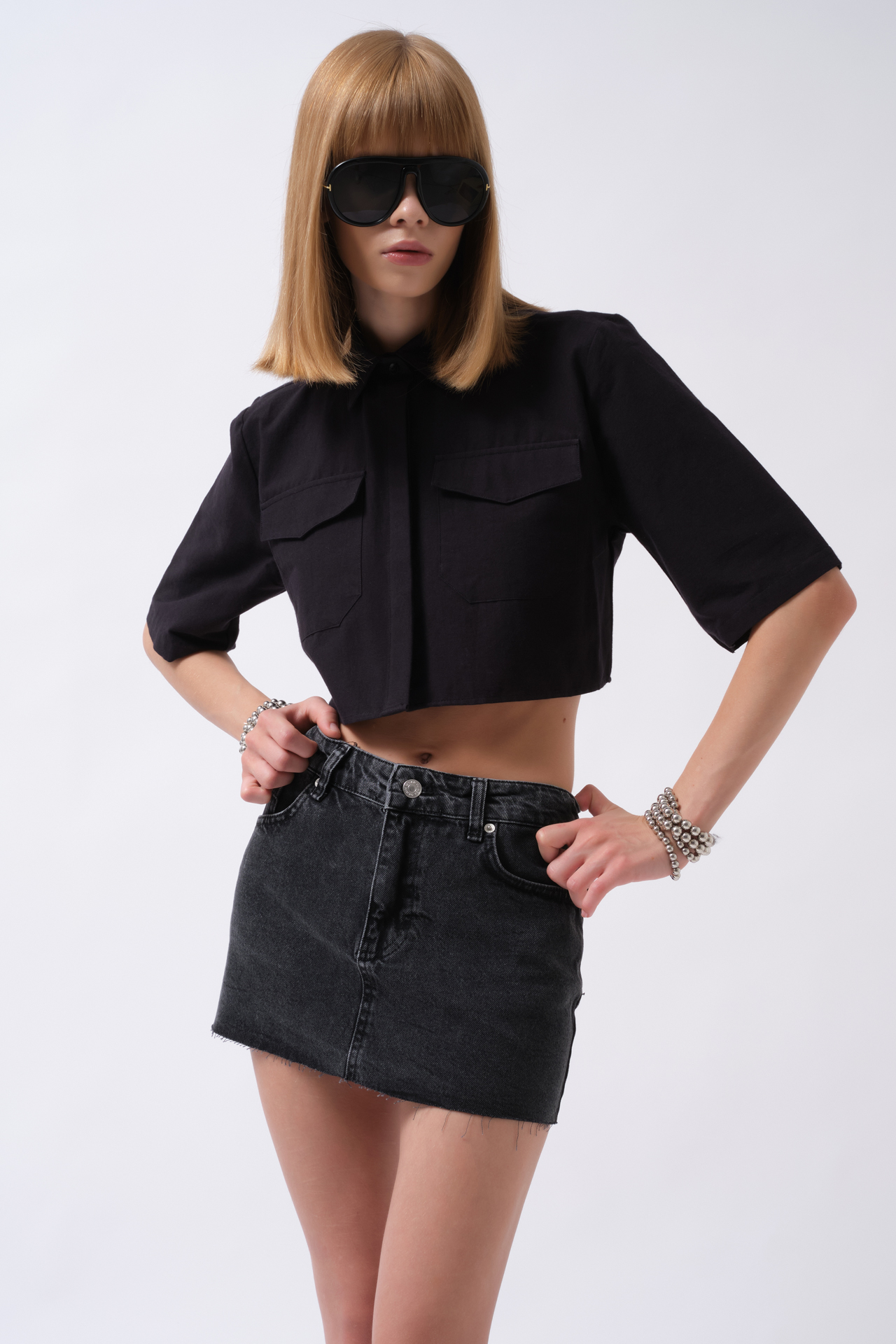 Düğmeli Siyah Bodycon Mini Etek