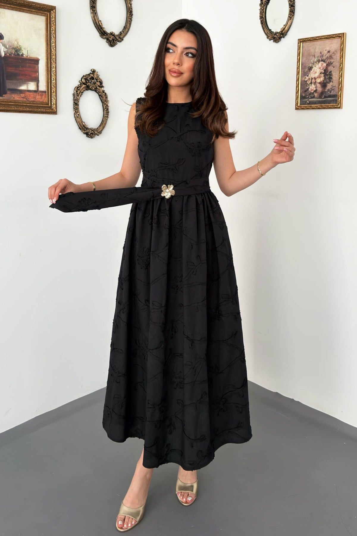 Zarif Siyah Fit & Flare Maxi Elbise