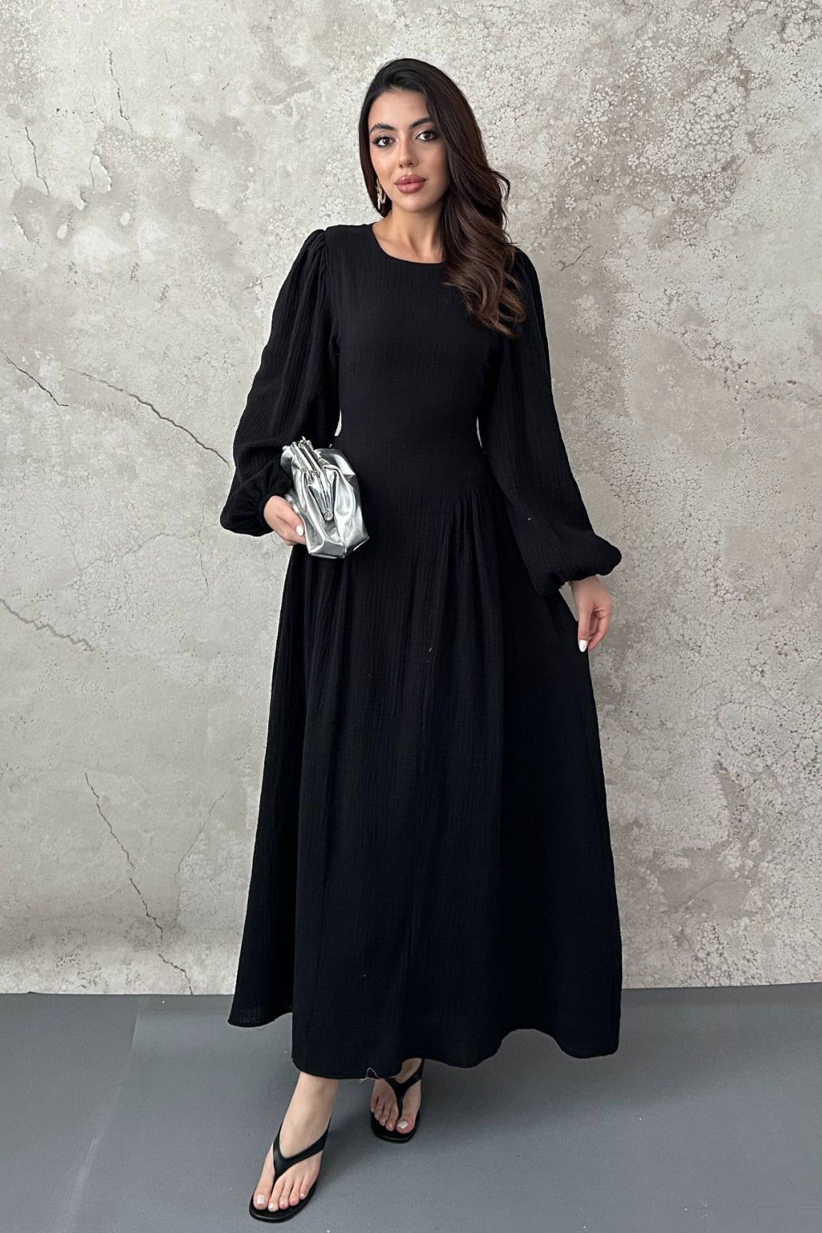 Zarif Siyah Fit & Flare Elbise Uzun Balon Kol