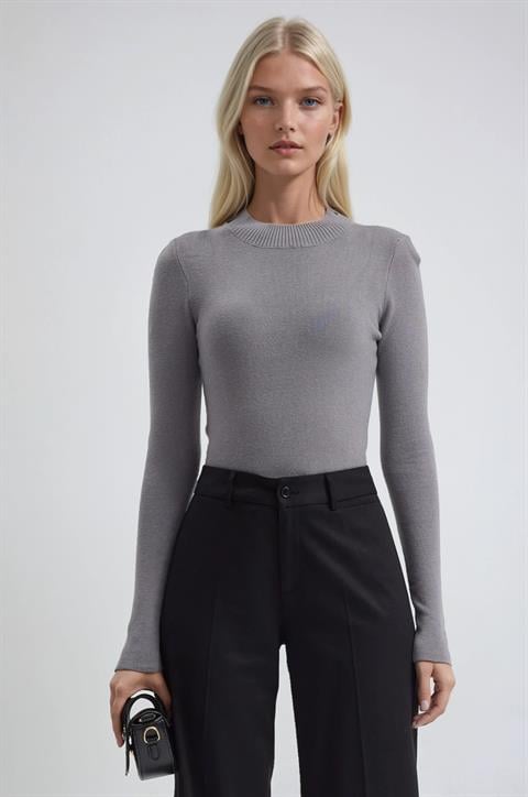 Gri Crop Top Dar Kalıp Uzun Kol Düz Kol Bisiklet Yaka