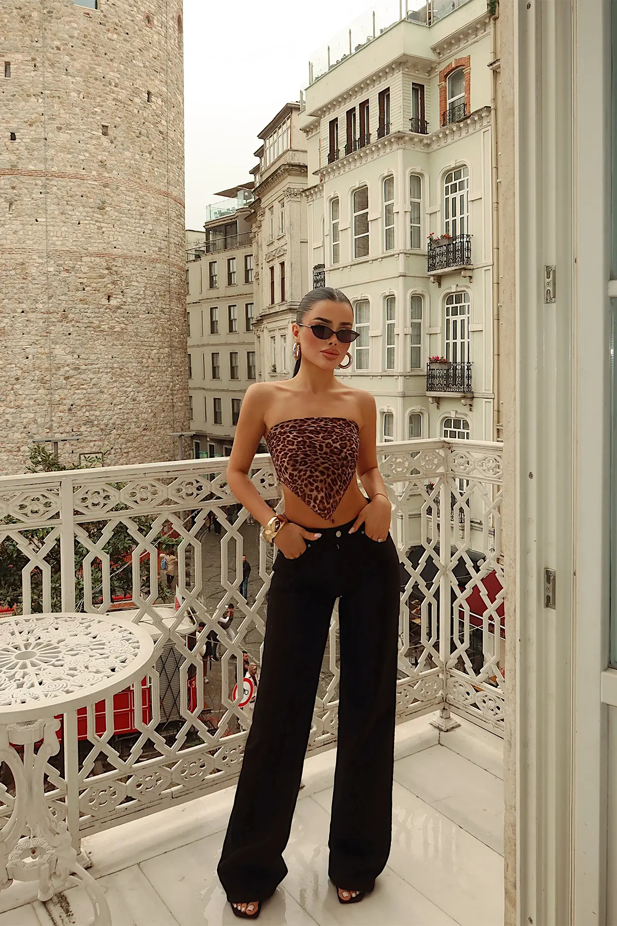 Siyah Palazzo Pantolon Geniş Paça Ve Düğmeli Kapanış