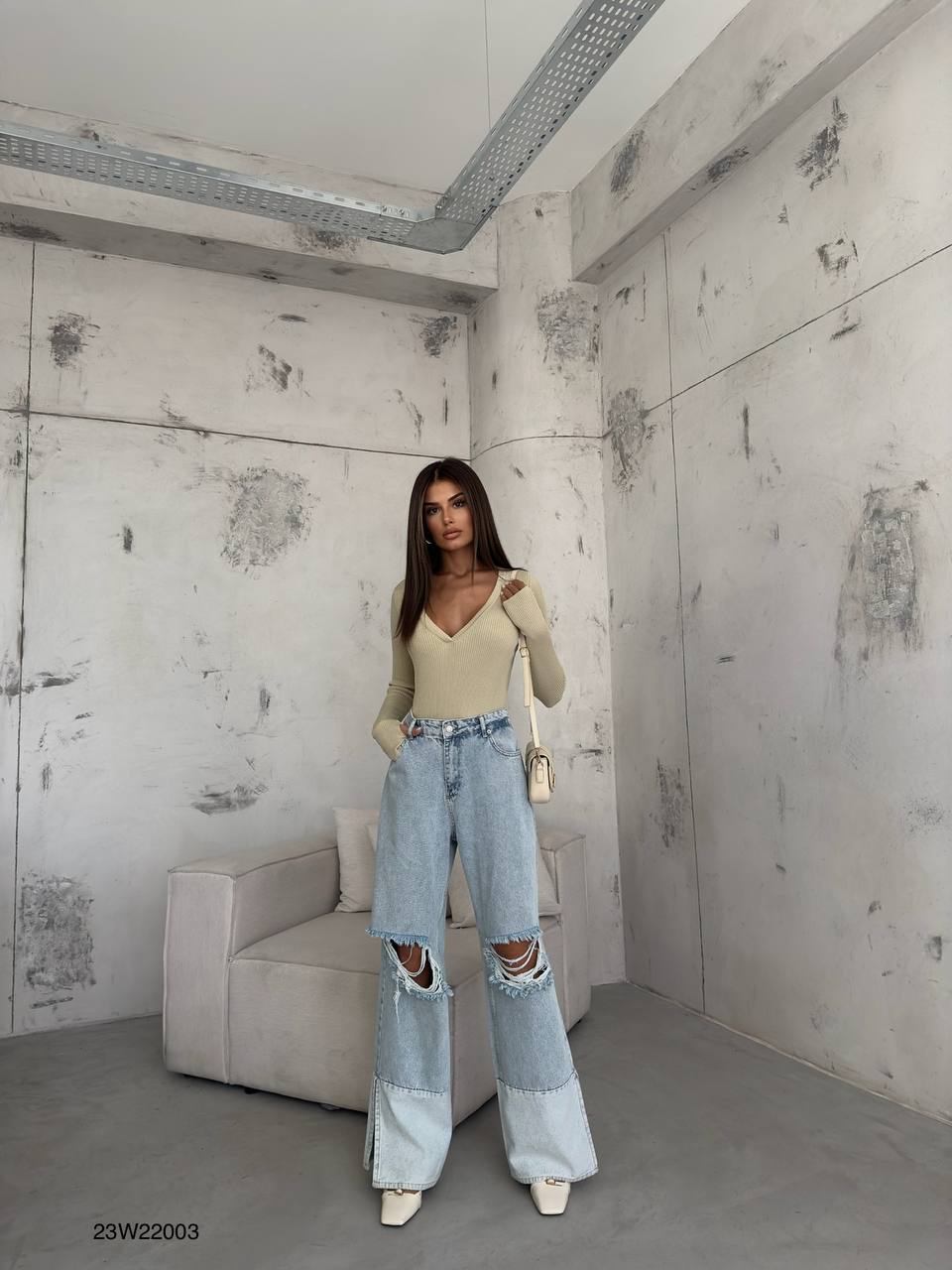 V Yaka Triko Bodysuit - Bej