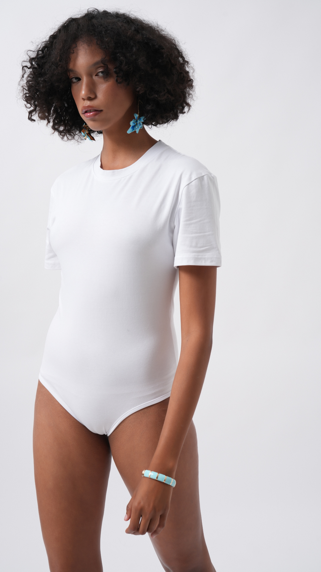 Beyaz Bodysuit Dar Kalıp Kısa Kol Düz Kol Bisiklet Yaka