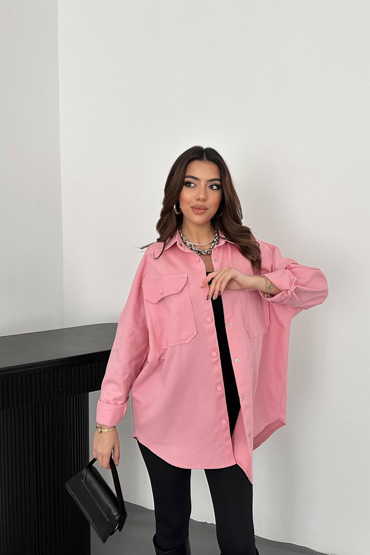 Pembe Çentikli Yaka Bol Kalıp Gömlek
