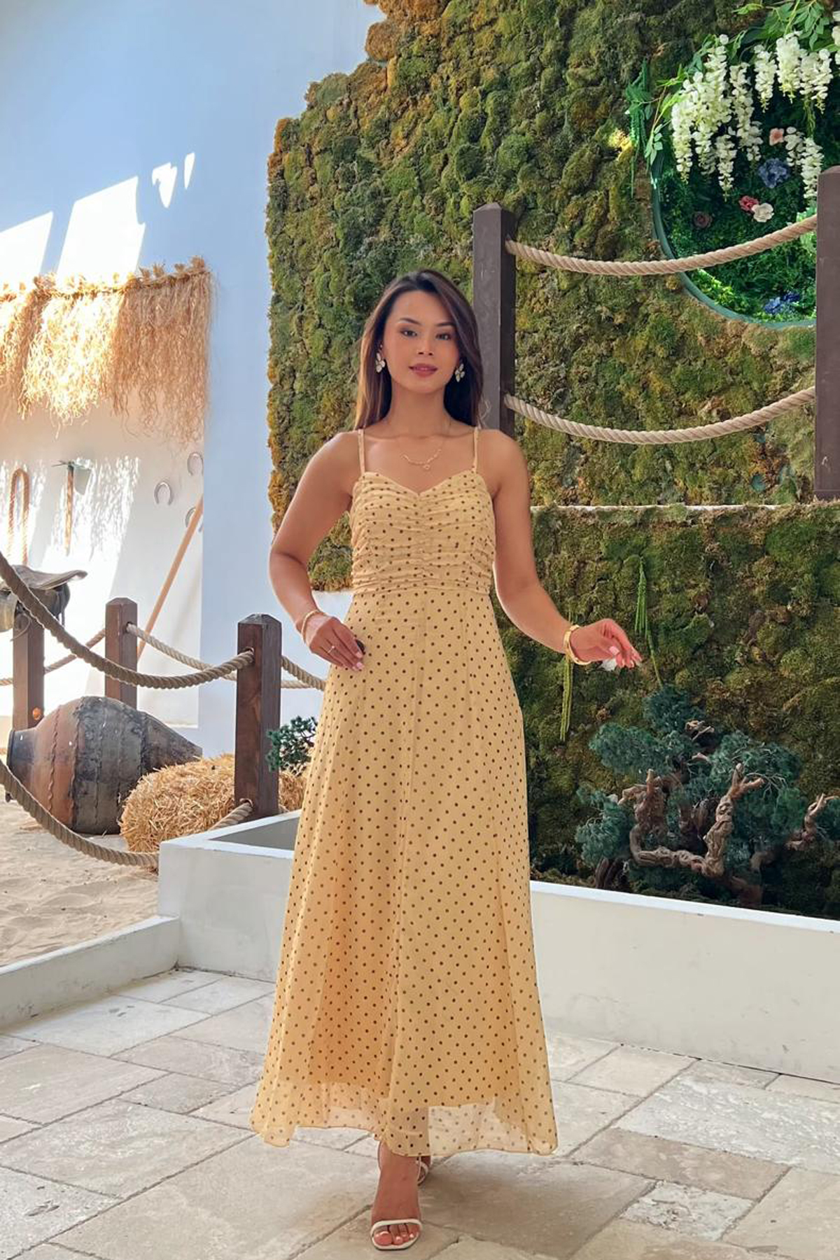Bej Puantiye Desenli Kolsuz Maxi Slip Elbise