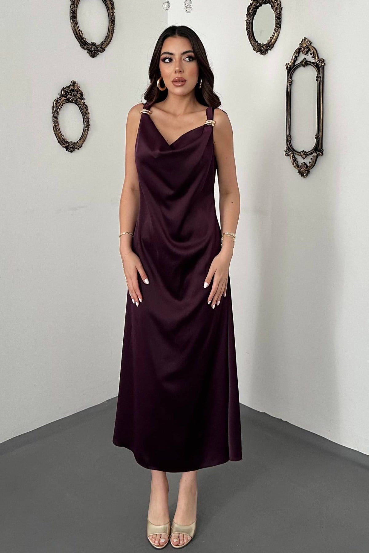 Bordo Zarif Kolsuz Midi Slip Elbise