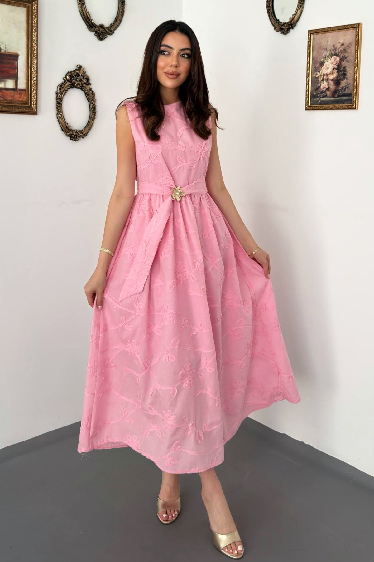 Zarif Pembe Fit & Flare Midi Elbise