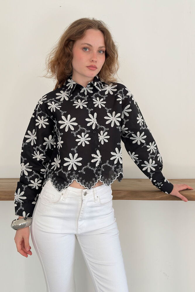 Siyah Çiçekli Düğmeli Polo Yaka Crop Gömlek