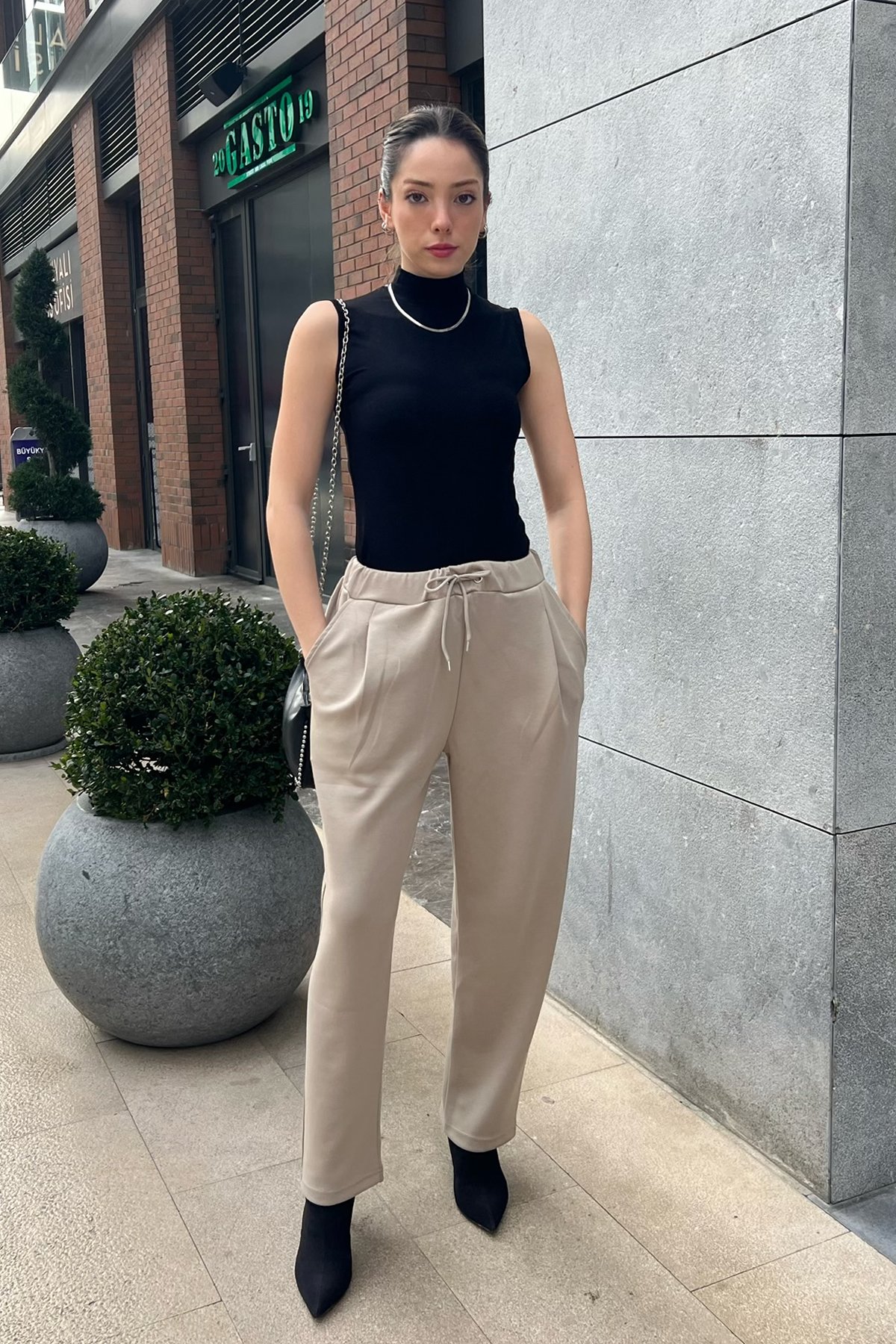 Relaxed Beli Lastikli Jogger Pantolon