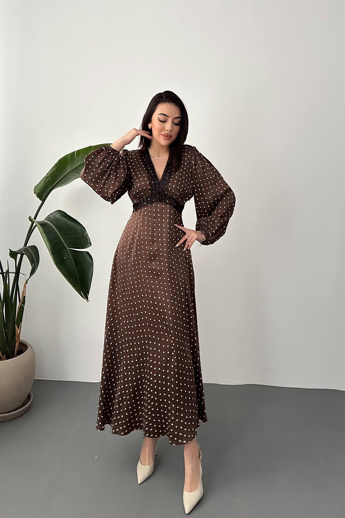 Kahverengi Puantiye Fit & Flare Elbise