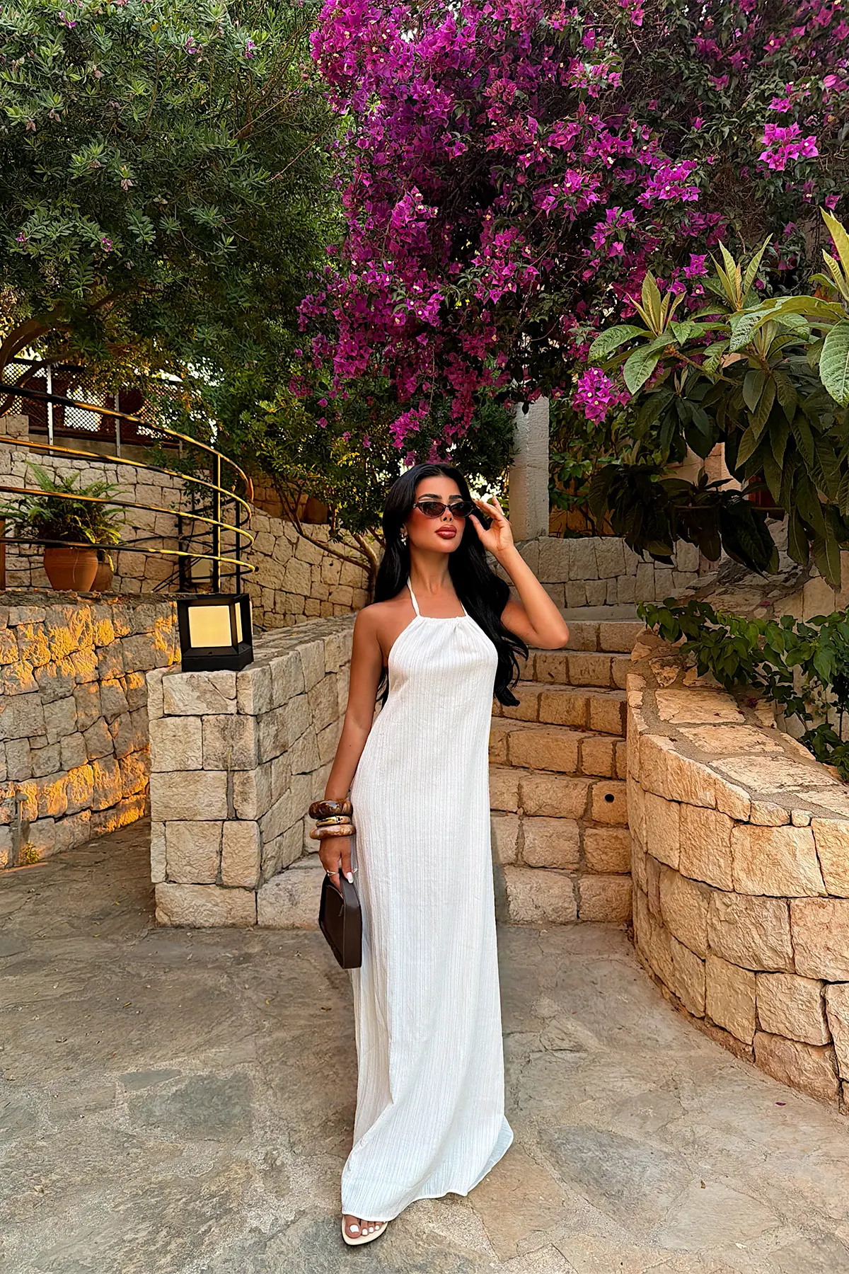 Beyaz Zarif Halter Yaka Slip Elbise