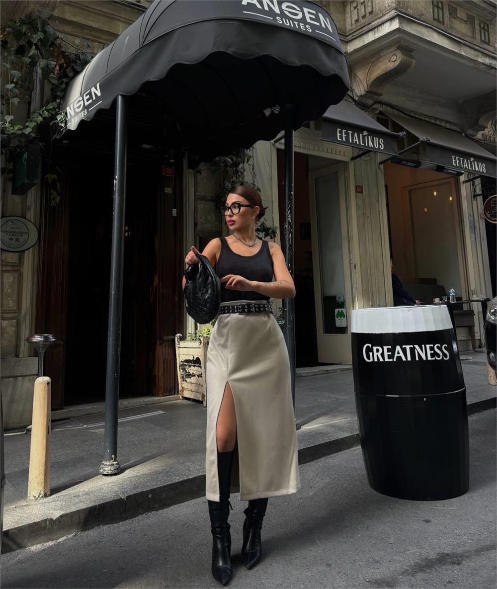 Bej Yüksek Bel Midi Yırtmaçlı Etek