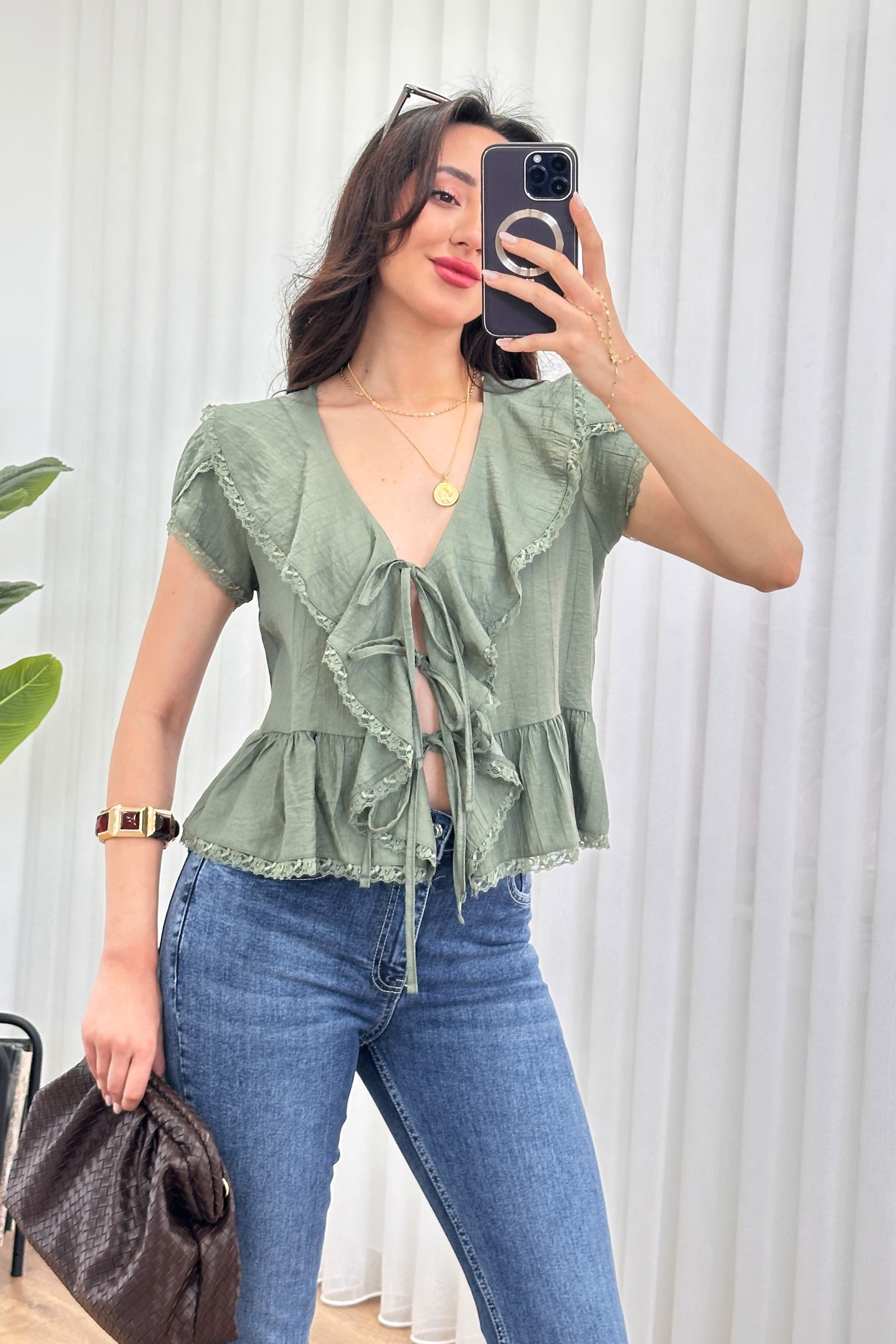 Yeşil Dar Kalıp Crop Bluz Fırfırlı Kollar