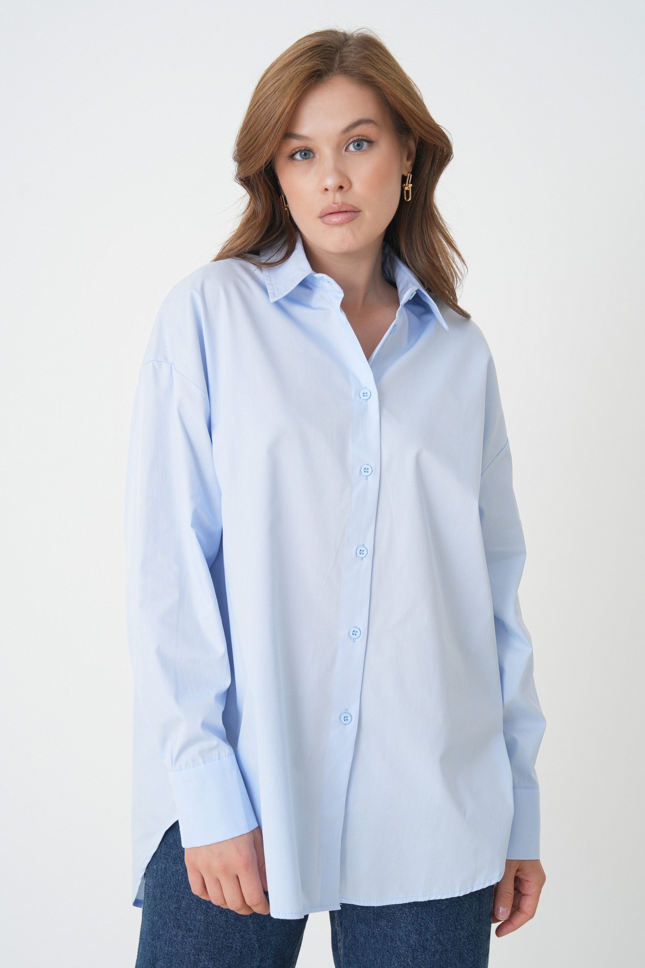 Mavi Oversize Kesim  Polo Yakalı Uzun Kollu Gömlek