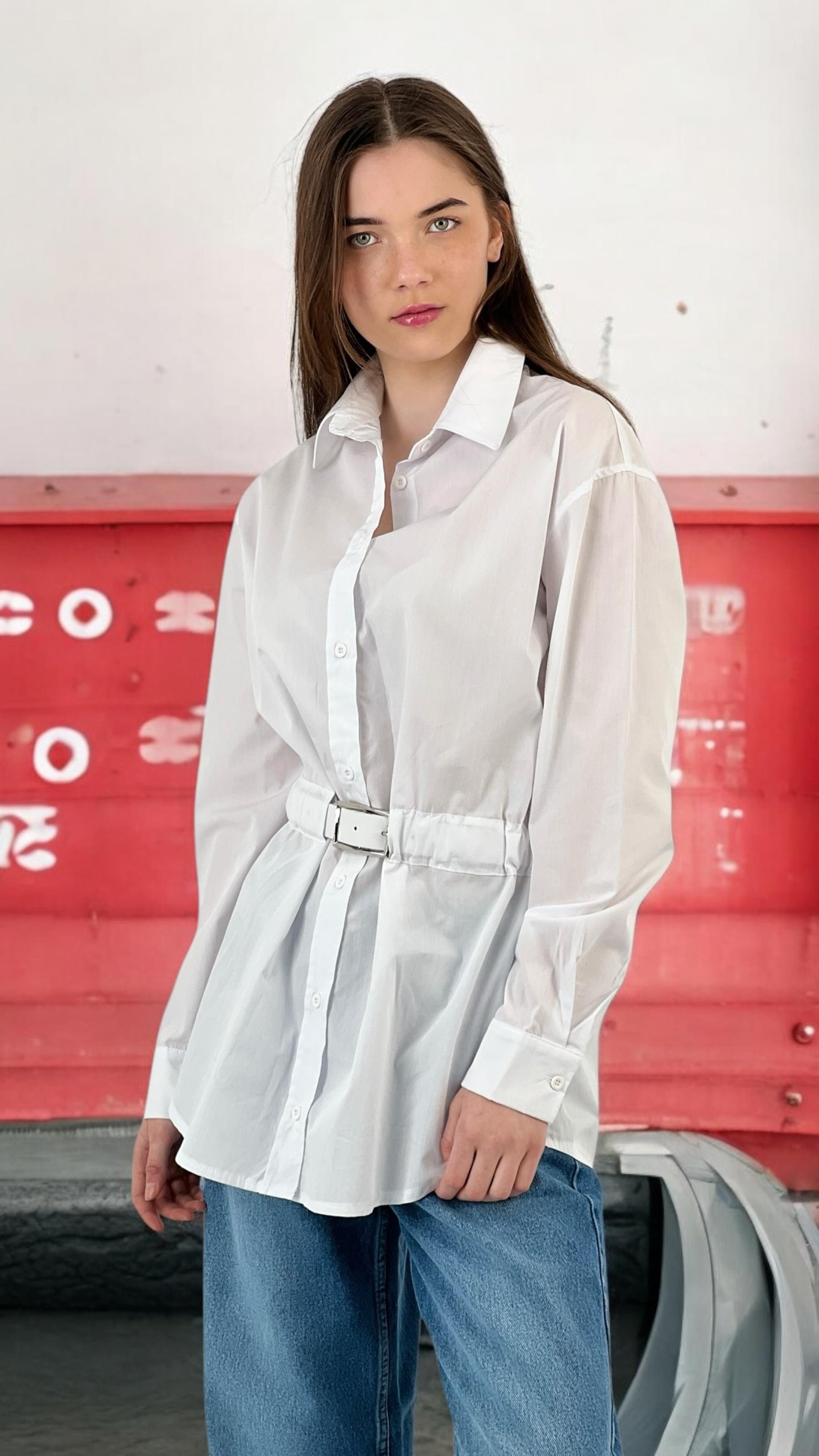 Detaylı Beyaz Oversize Gömlek