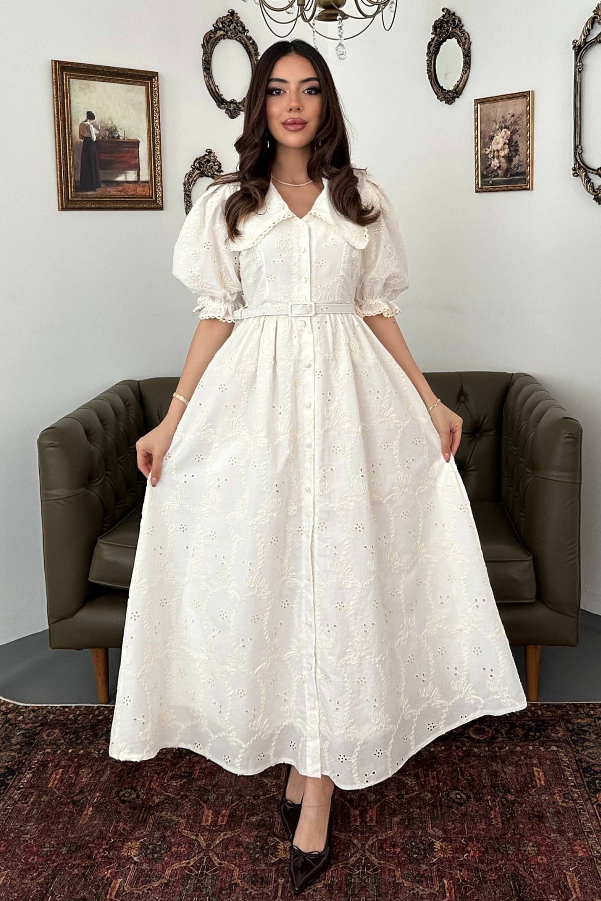 Beyaz Fit & Flare Vintage Elbise Kabarcık Kollu