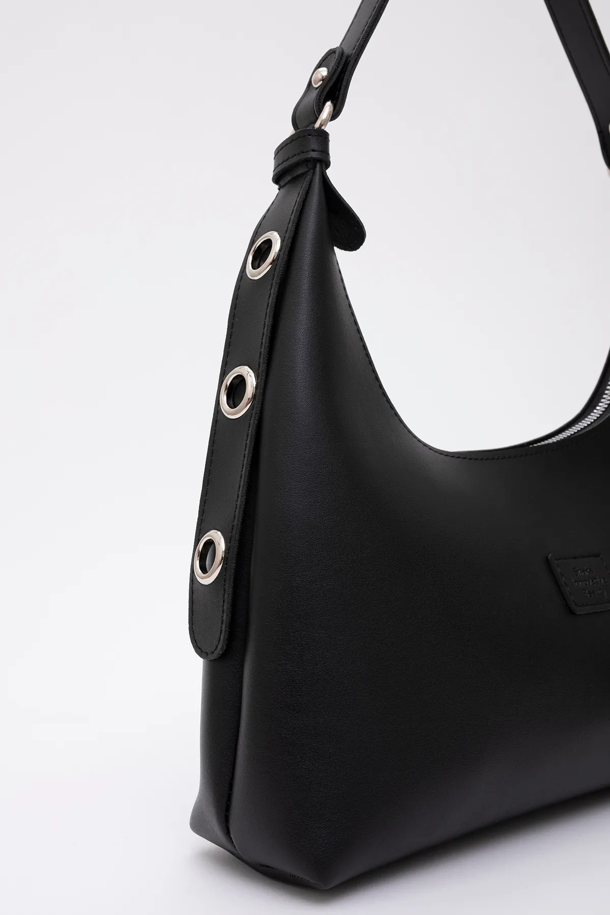 Baget Model Tek Bölmeli  Suni Deri Kol Ve Omuz Çantası
