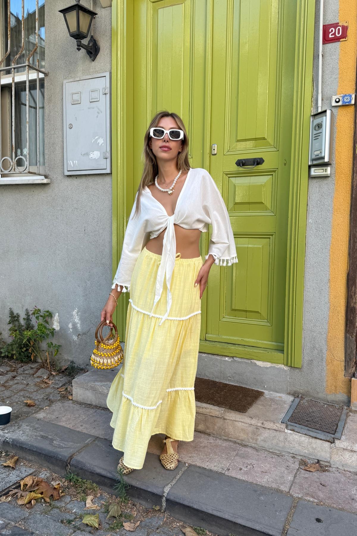 Beyaz Gündelik Boho Seksi Zarif V Yaka Crop Bluz