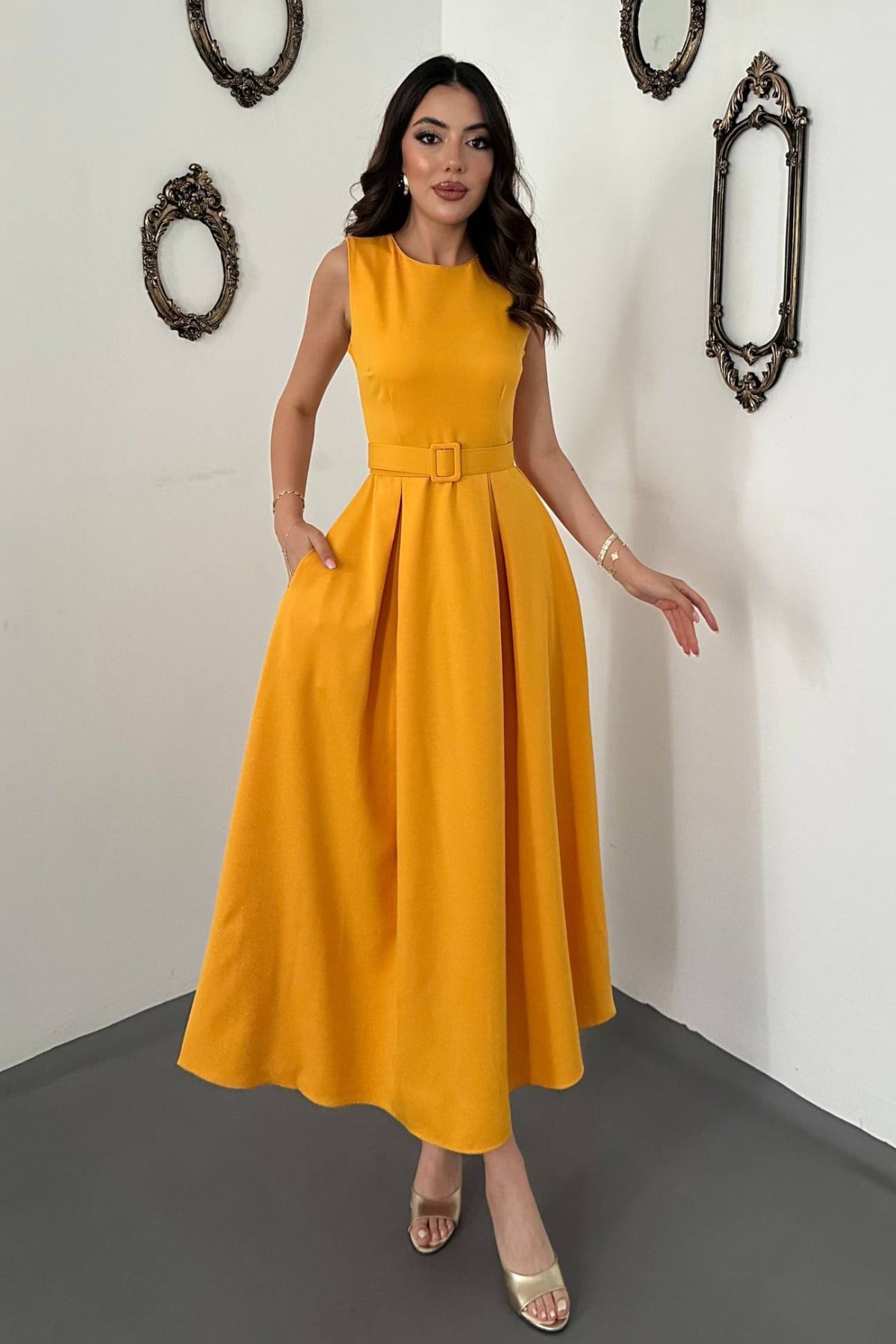 Zarif Sarı Fit & Flare Elbise