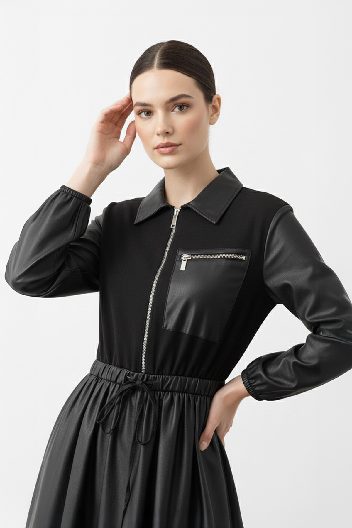 Siyah Zarif Fit & Flare Elbise