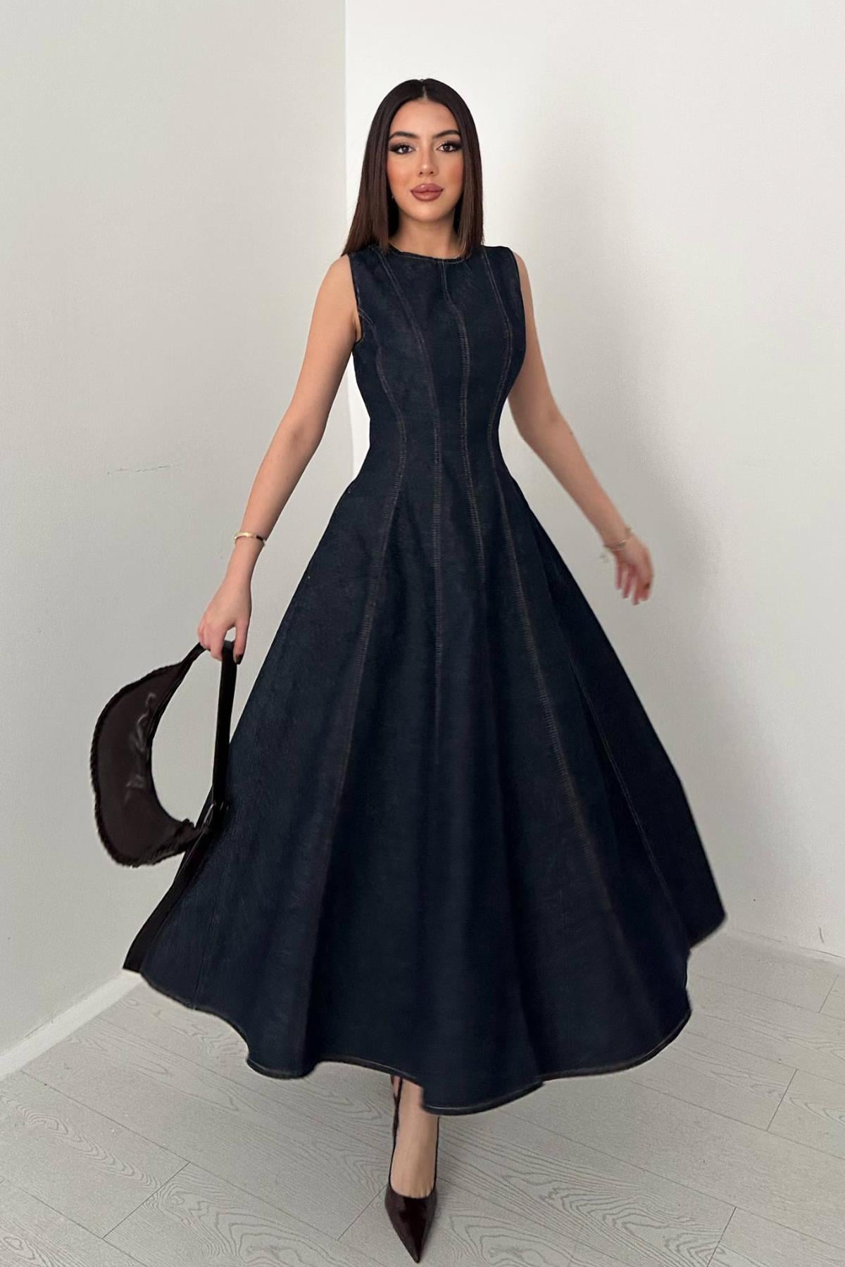 Zarif Siyah Fit & Flare Midi Elbise