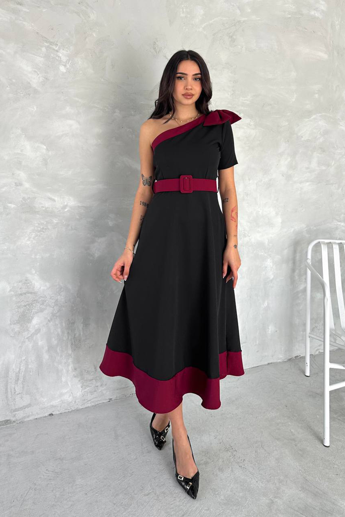 Zarif Siyah Fit & Flare Elbise