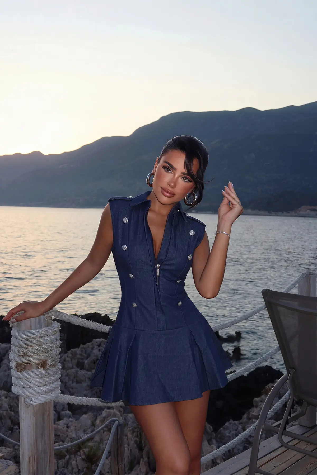 Mavi V Yakalı Fit & Flare Mini Elbise