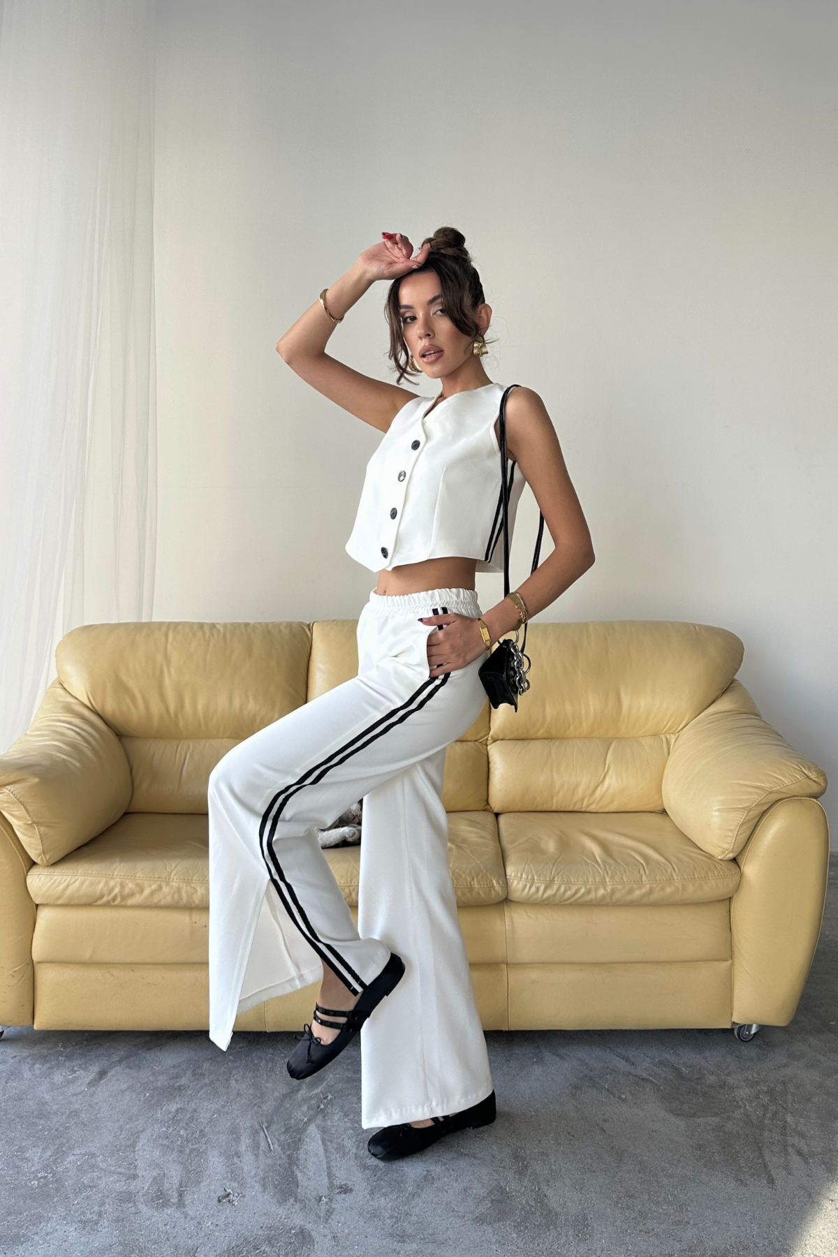 Beyaz Gündelik Çizgili Geniş Paça Jogger Pantolon