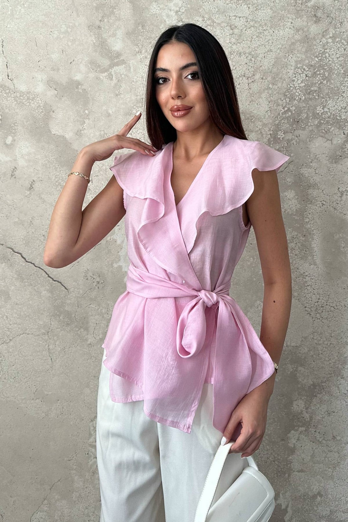 Pembe Fırfırlı Kollu Bluz
