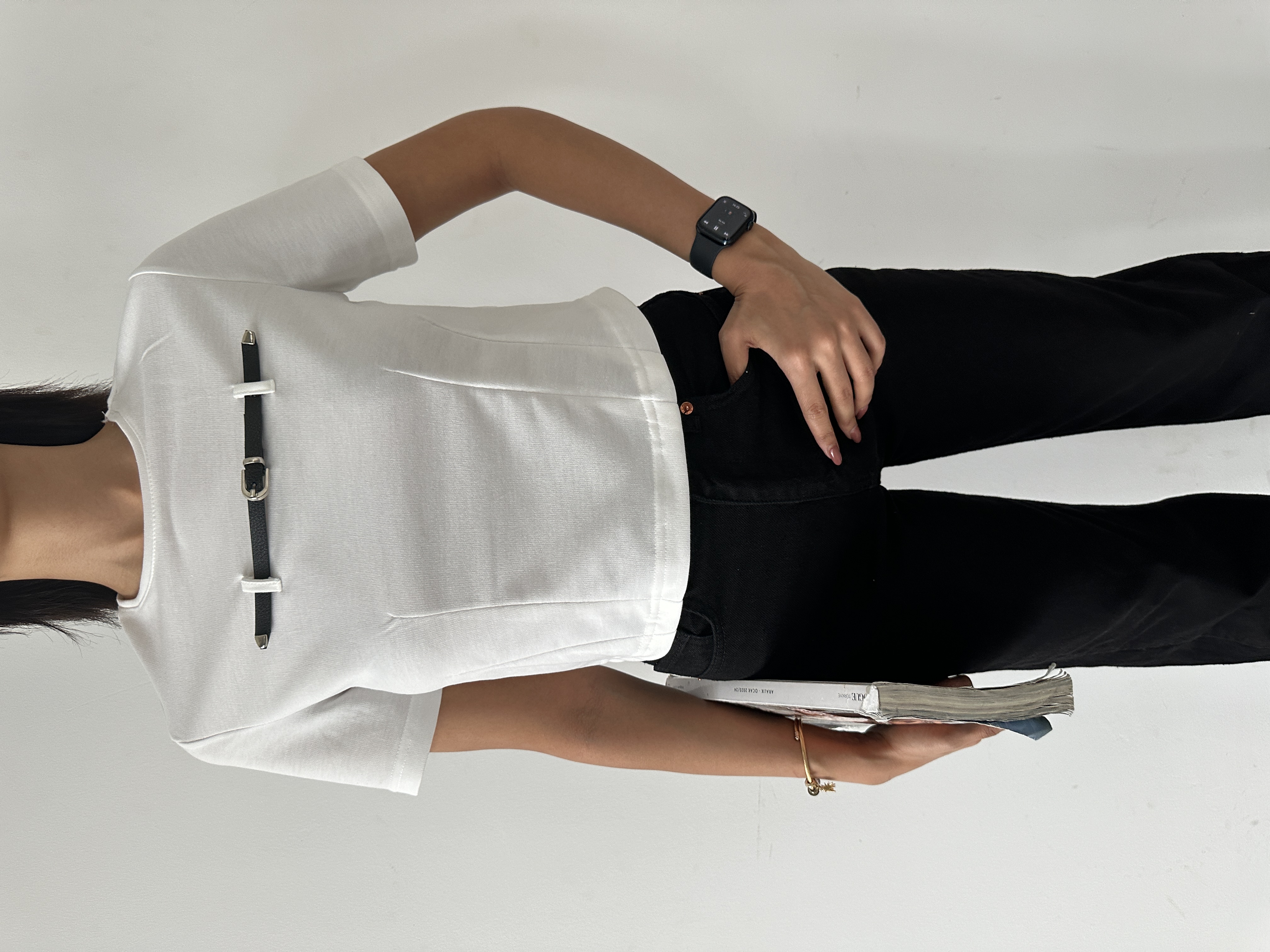Kemer Detaylı Basic T-shirt