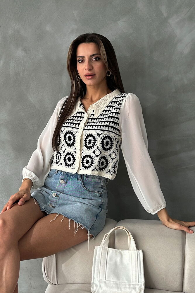 Çiçek Desenli Kısa Hırka