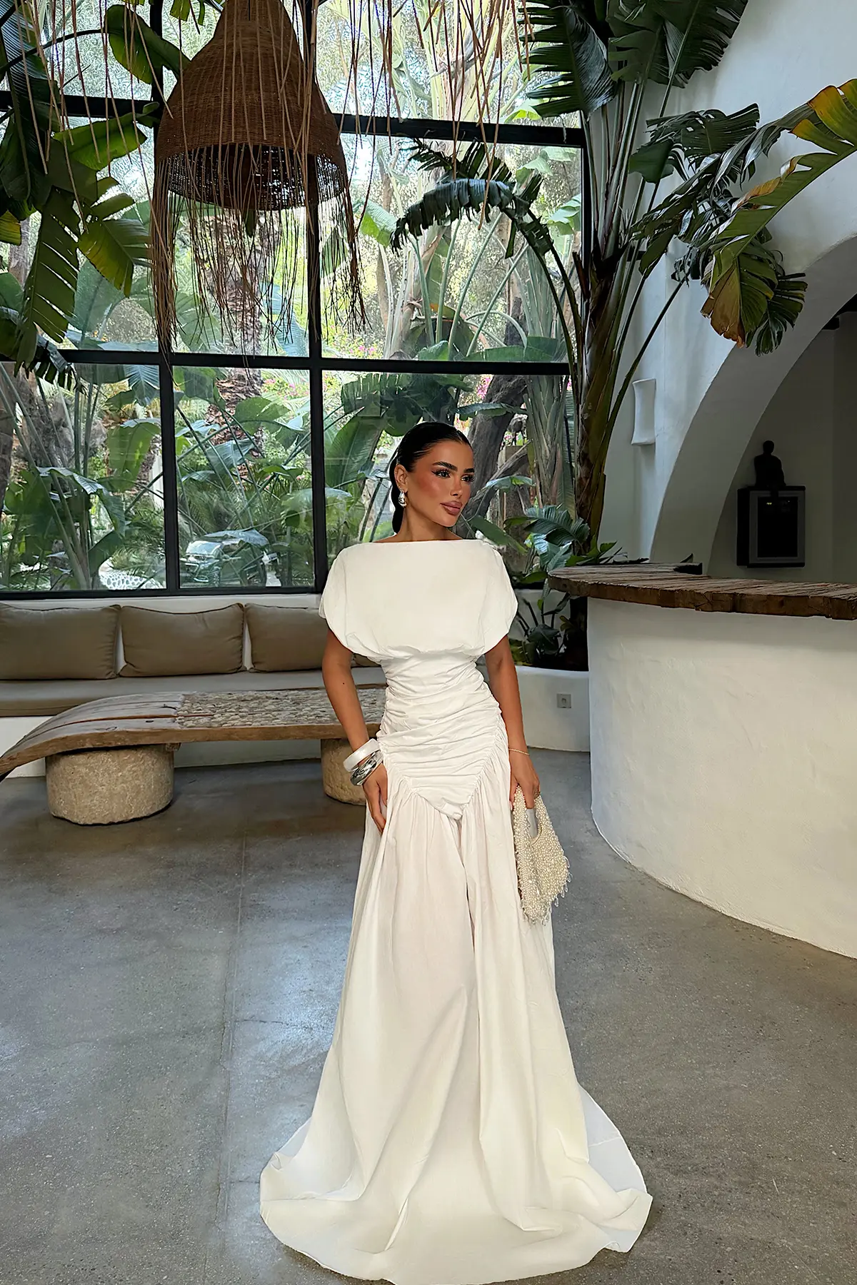 Beyaz Zarif Fit & Flare Elbise