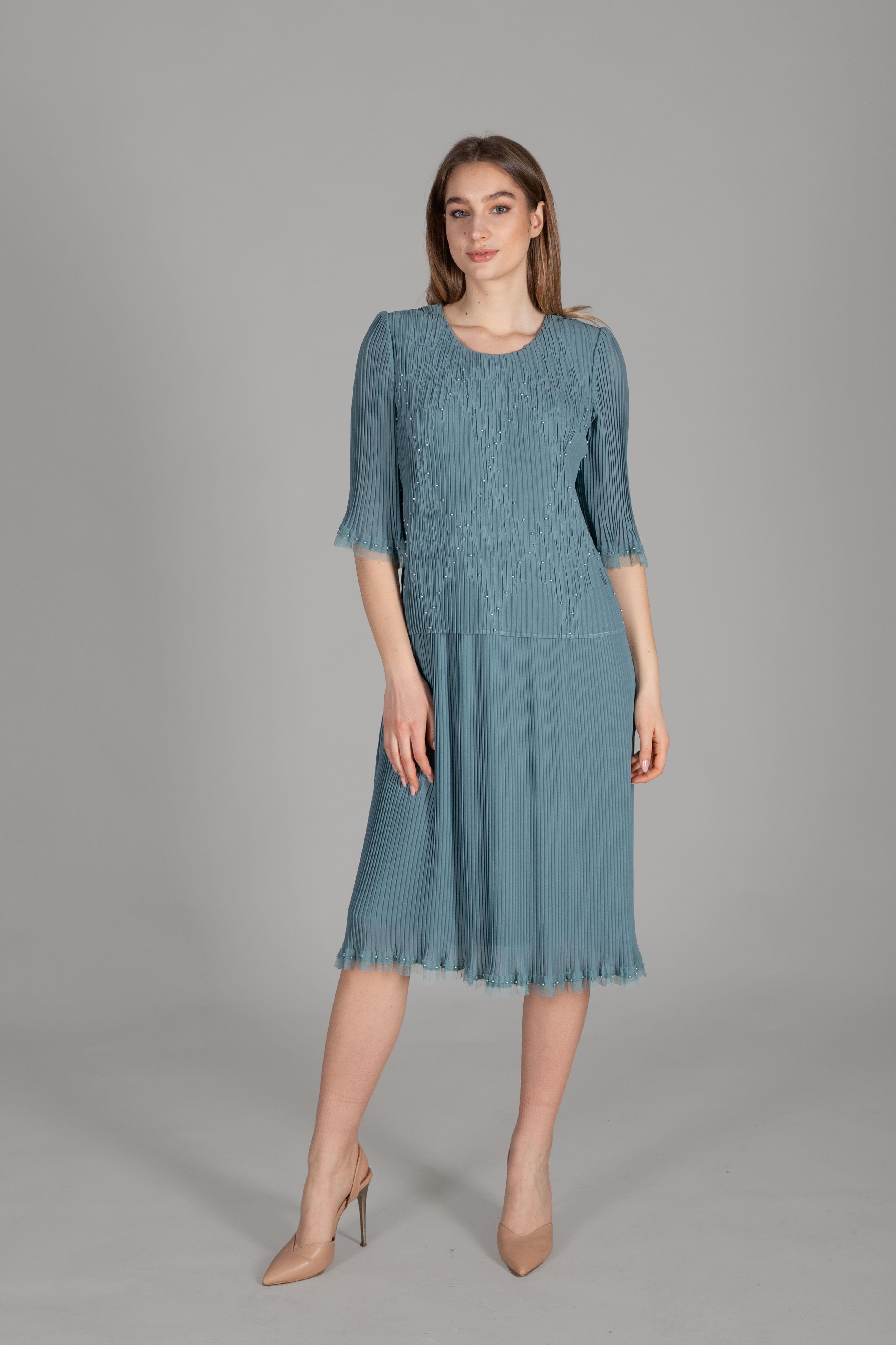 Yuvarlak Yaka Piliseli Şifon Elbise