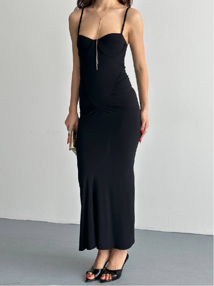 Seksi Siyah Bodycon Elbise Kalp Yaka Ve Japone Kol