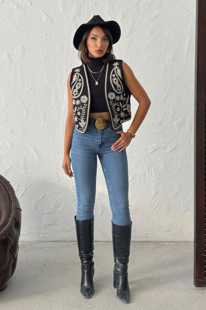 Siyah Çiçekli Boho Yelek