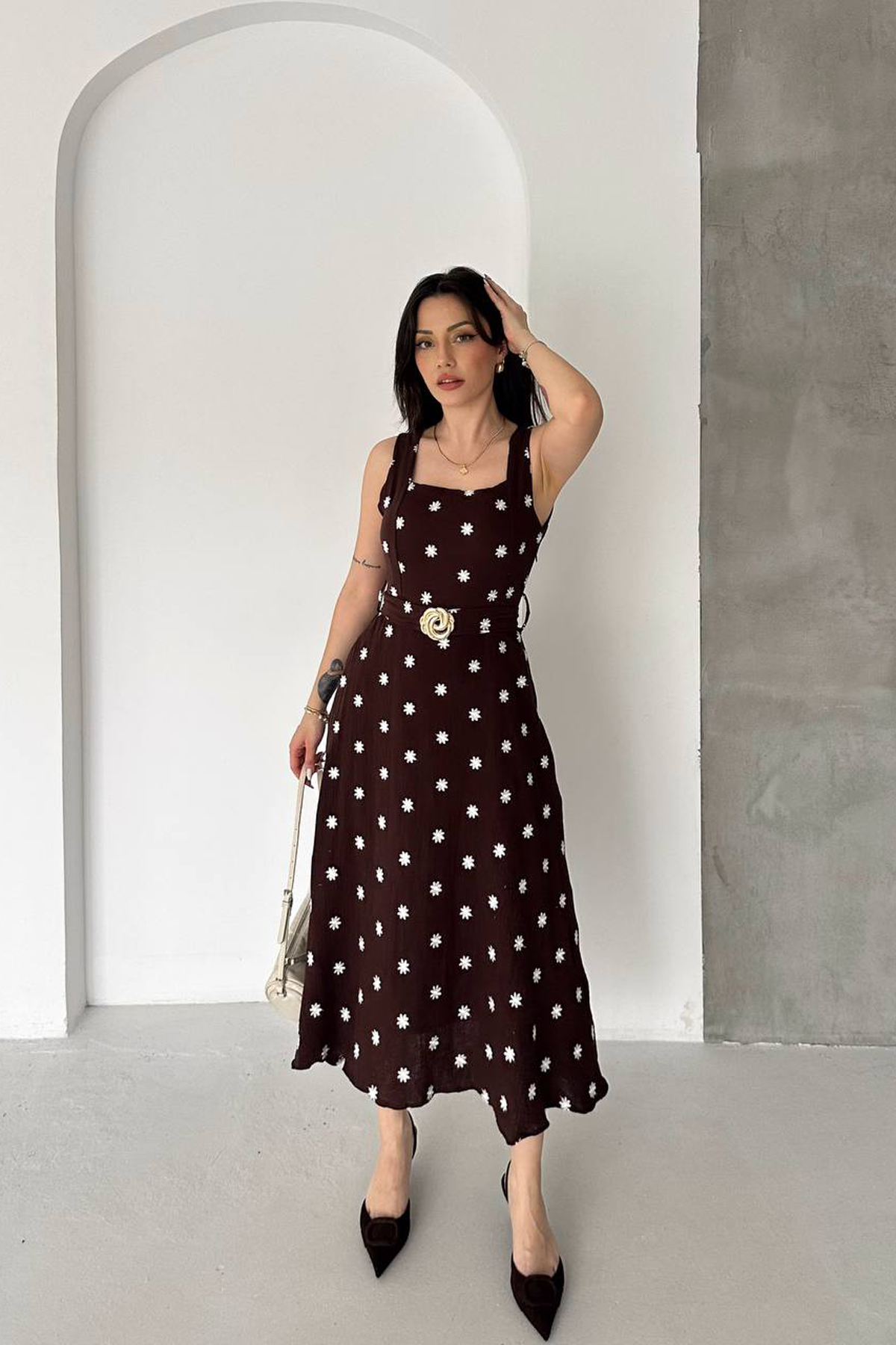 Kahverengi Fit And Flare Elbise Çiçek Desenli