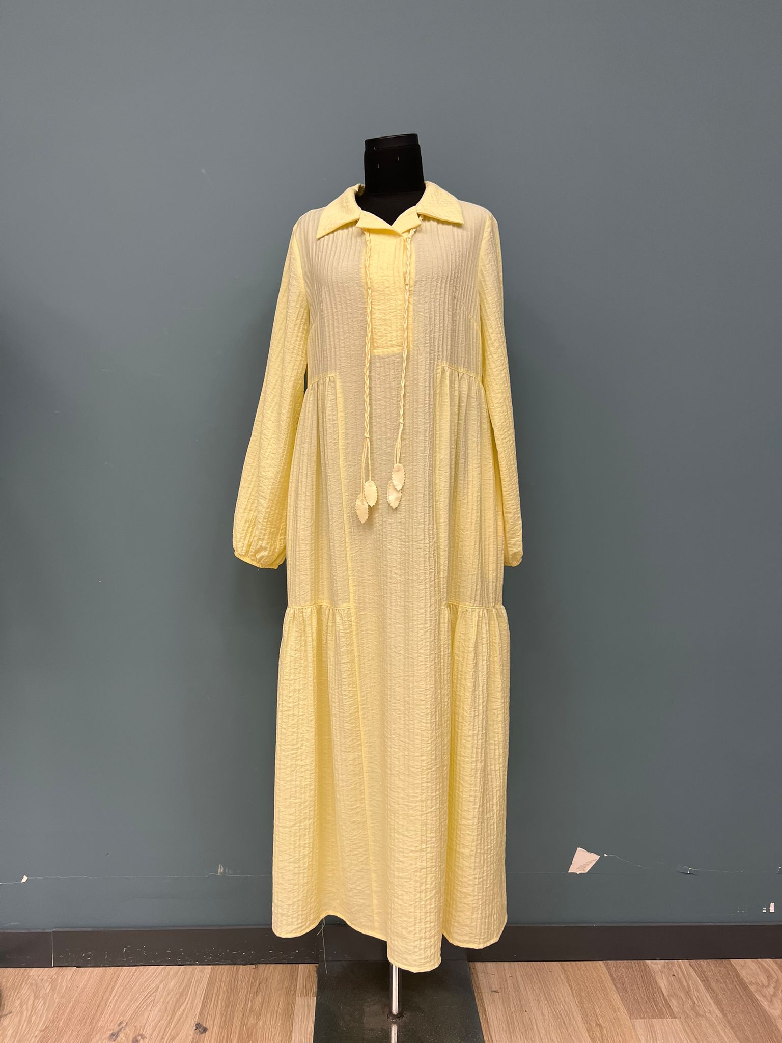 Sarı Modest Maksi Kaftan Elbise Çentikli Yakalı